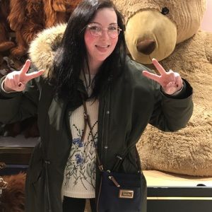 Meet your Posher, Rachel